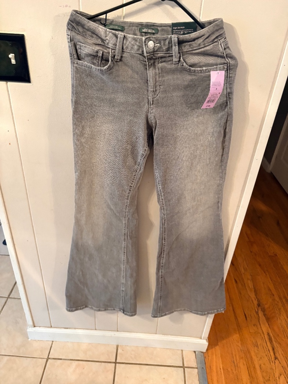 Wide leg jeans
